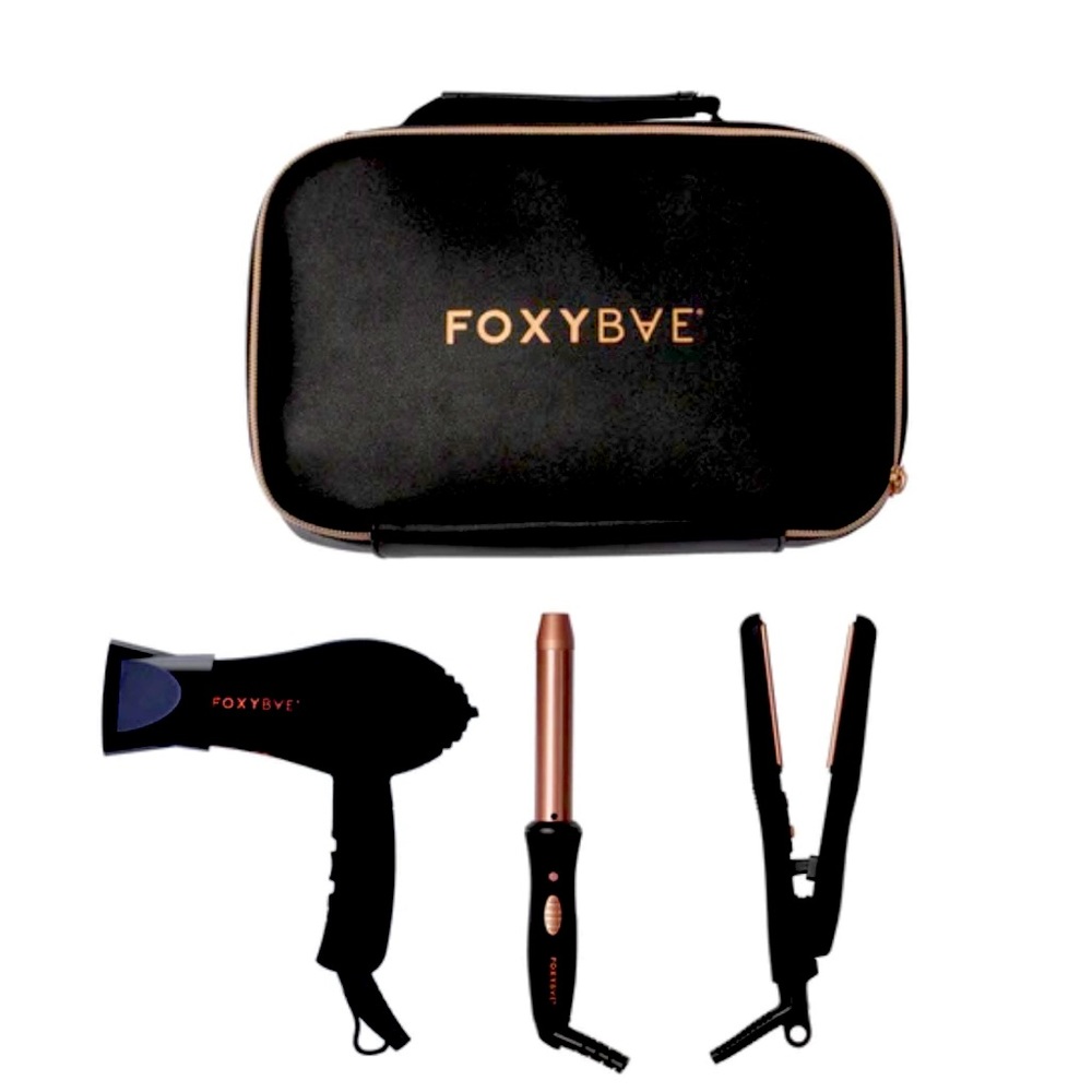 Foxy Bae travel hair set.
